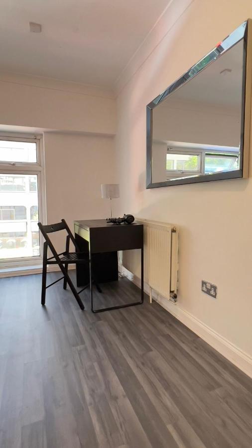 Aldgate Rooms London Exterior foto